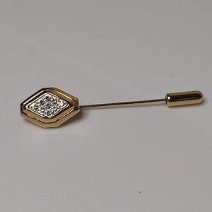 Cute Little Gold Tone Avon Stick Pin